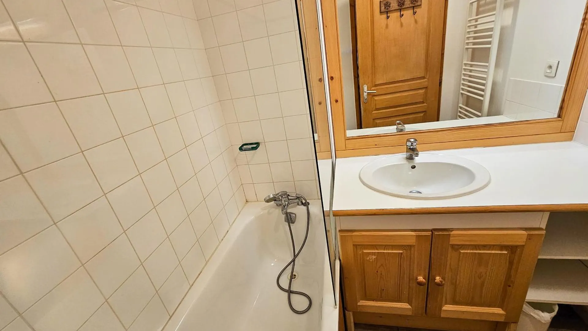 Appartement Confort 5 Pers. Les Menuires Avec Balcon, Casiers A Skis, 2 Chambres - Fr-1-452-248 Saint-Martin-de-Belleville